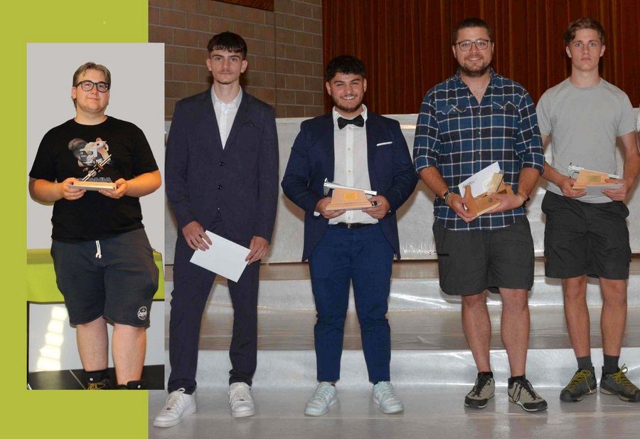 Herzlichen Glückwunsch zum Lehrabschluss 